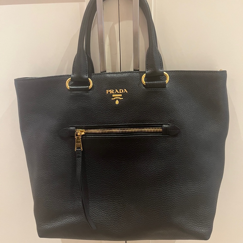 **SOLD** PRADA - Black Vitello Daino Leather Tote Bag